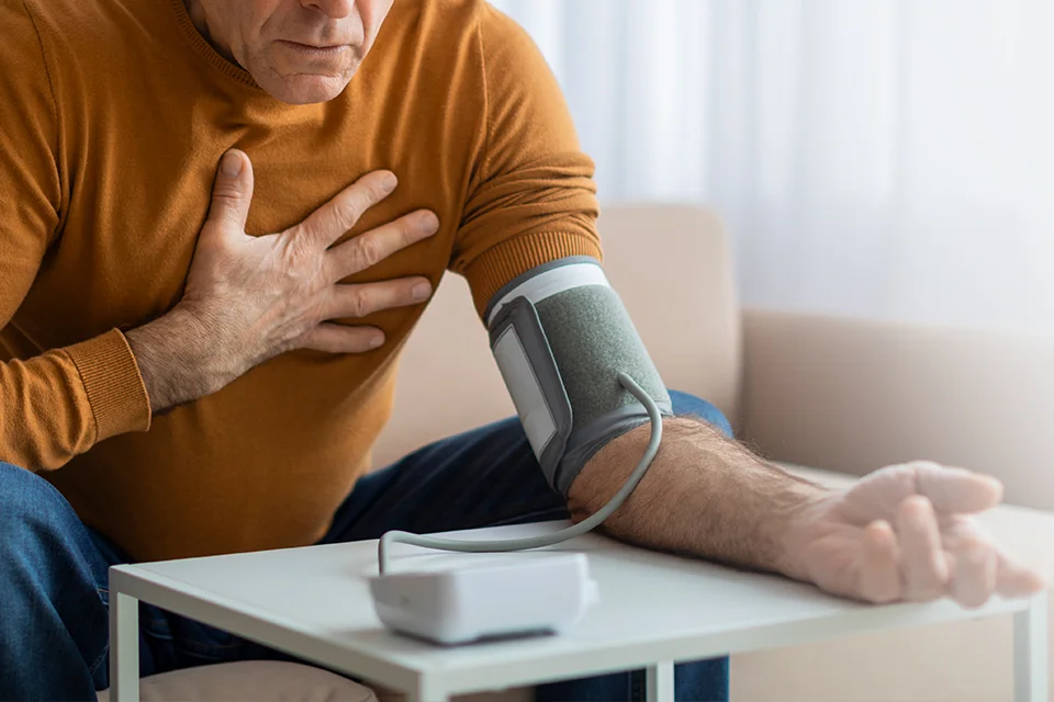 كيف تتعامل مع آثار الغسيل الكلوي الجانبية؟ – دليلك لحياة أفضل